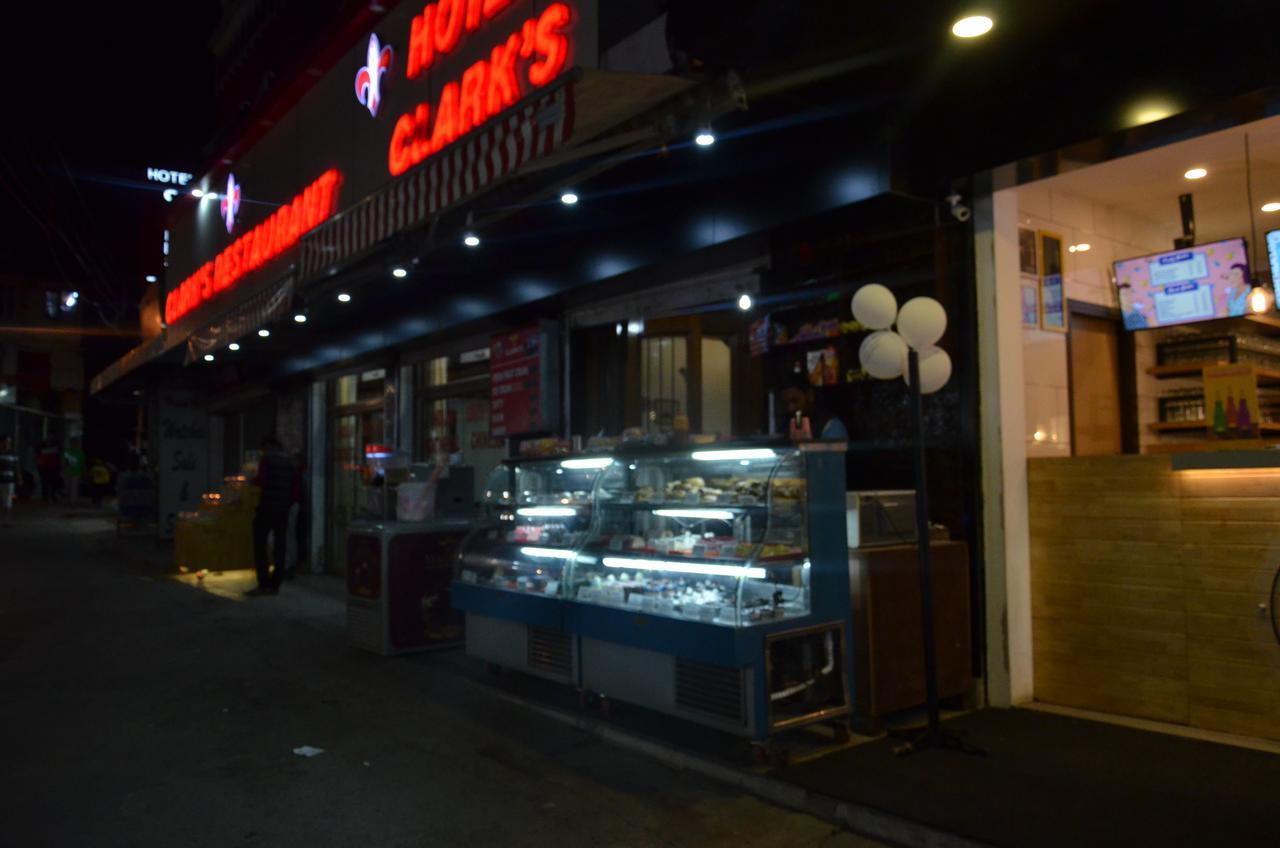 Clarks Hotel Mussoorie Ngoại thất bức ảnh